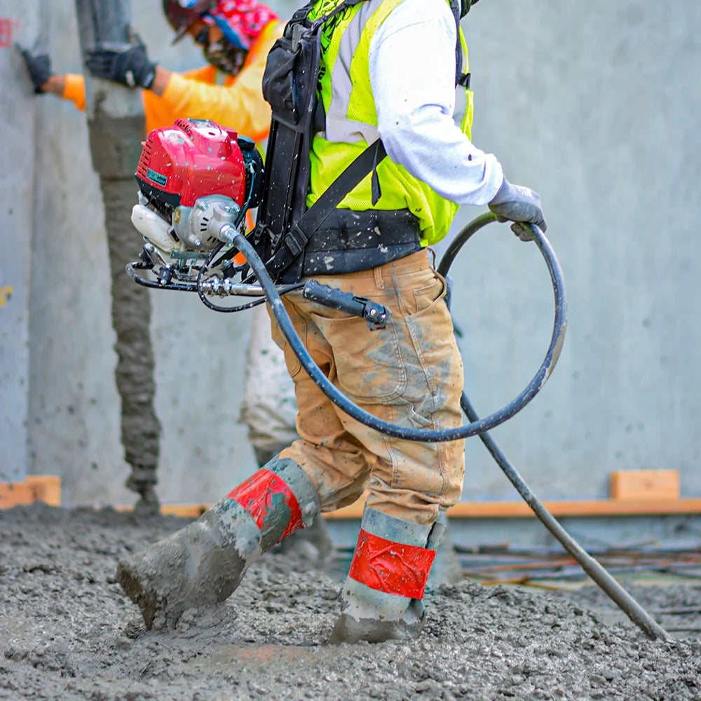 1.6 HP Concrete Vibrator with 10ft. Whip Y22661